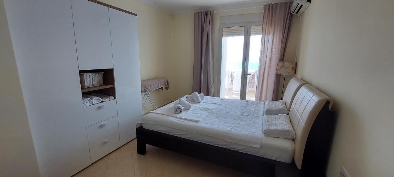Kledia'S Apartment Durres Ngoại thất bức ảnh